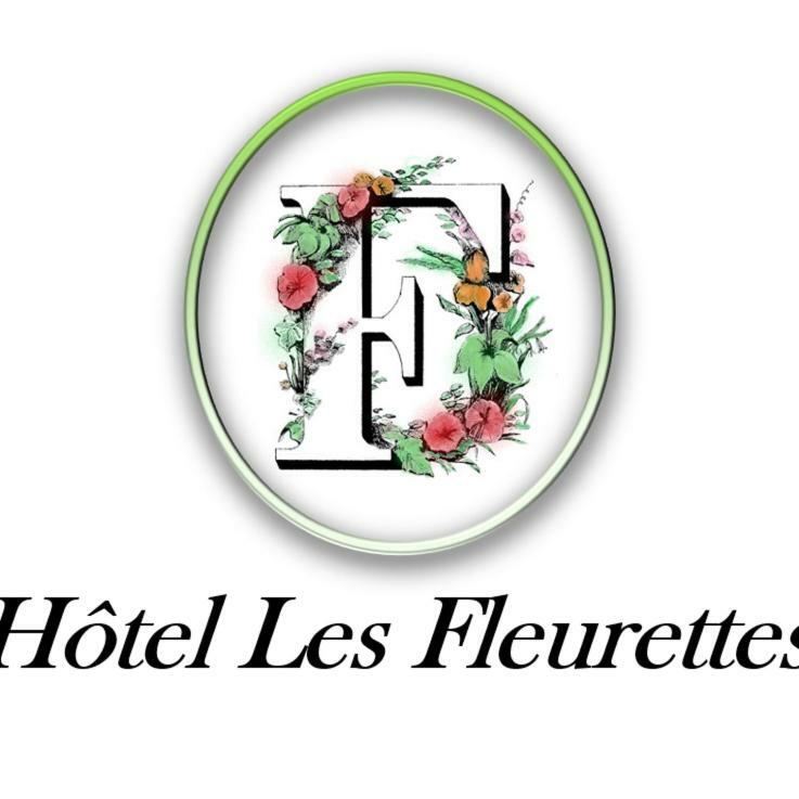 Hotel Les Fleurettes 와가두구 외부 사진